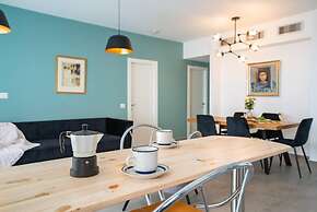 Panoramic Sea Views Coastal Escape by Sea N' Rent