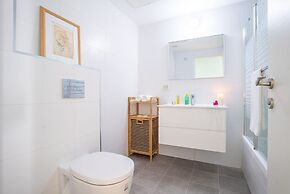 Panoramic Sea Views Coastal Escape by Sea N' Rent