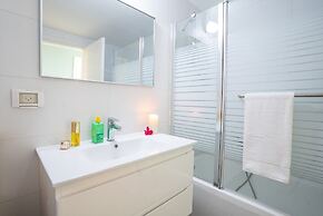 Panoramic Sea Views Coastal Escape by Sea N' Rent