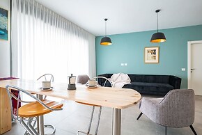 Panoramic Sea Views Coastal Escape by Sea N' Rent