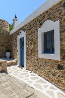 The Aegean blue country house Old Milos