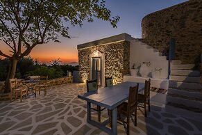 The Aegean blue country house Old Milos