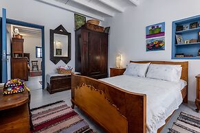 The Aegean blue country house Old Milos