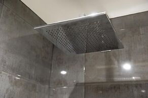 The Quadrant - The Botanical Suite