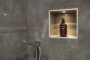 The Quadrant - The Botanical Suite