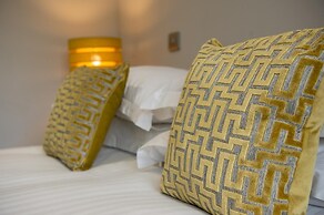 The Quadrant - The Botanical Suite