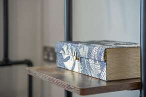 The Quadrant - The Botanical Suite