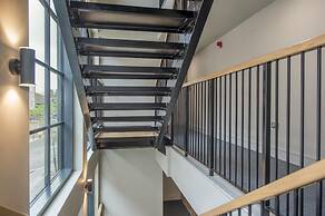 The Quadrant - The Botanical Suite