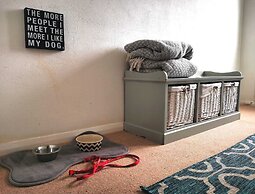 Beachcomber Seafront Pet Friendly Cottage