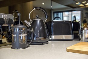 The Quadrant - The Palm Suite