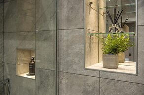 The Quadrant - The Palm Suite