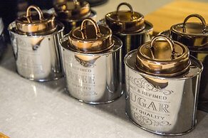 The Quadrant - The Palm Suite