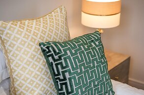 The Quadrant - The Palm Suite