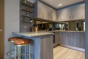 The Quadrant - The Palm Suite