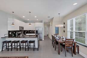 Serenity 3 Bed Townhome 3 Bedroom Townhouse by RedAwning