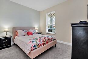 Serenity 3 Bed Townhome 3 Bedroom Townhouse by RedAwning