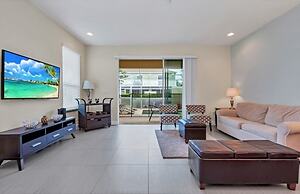 Serenity 3 Bed Townhome 3 Bedroom Townhouse by RedAwning