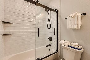 Copper Valley 202 2 Bedroom Condo by RedAwning