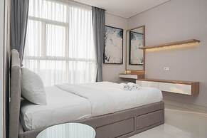 2BR Luxury Modern Ciputra International Apartment