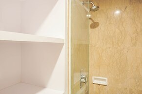 Premium and Spacious Studio Apartment at Capitol Park Residence