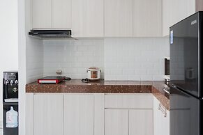 Comfort and Modern 1BR Casa De Parco Apartment