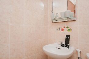 Simply Modern Studio Apartment at Centro City Residence