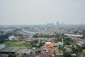 Comfort and Modern Studio at Tree Park Cikokol Apartment