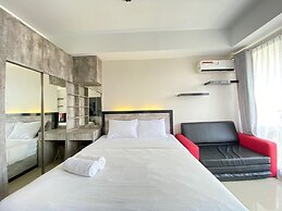 Bright Studio Room at Beverly Dago Apartment