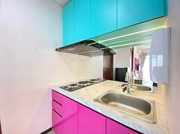 Modern & Cozy 2BR at Gateway Pasteur Apartment