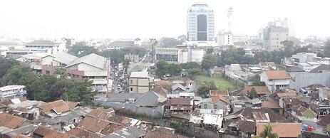 Deluxe & Comfy 2BR at Braga City Walk Apartment