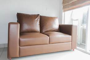 Unique and Fresh 2BR Parkland Avenue Apartment