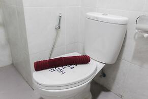 Unique and Fresh 2BR Parkland Avenue Apartment