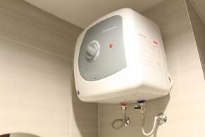 Homey and Comfort Studio at West Vista Apartment