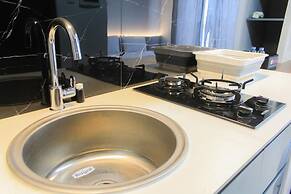 Homey and Comfort Studio at West Vista Apartment