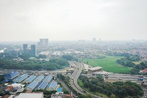 Comfortable 2BR Apartment at Springwood Residence