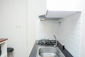 Best and Relax 2BR Springlake Summarecon Apartment