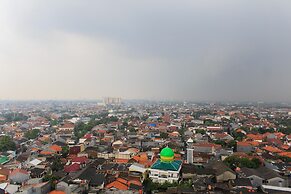 Homey and Cozy 2BR Bassura City Apartment near Mall