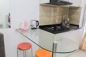 Homey and Cozy 2BR Bassura City Apartment near Mall