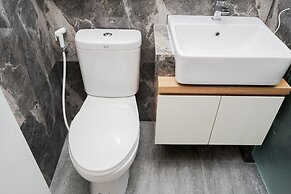 Minimalist and Cozy Studio Apartment at Tuscany Residences