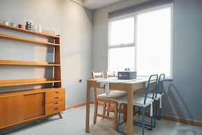 Luxurious 1BR Apartment at Belmont Residence