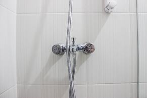 Modern & Gorgeous 2BR Apartment at Newton Residence