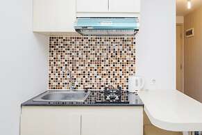 Cozy Room 2BR at 19 Avenue Apartment