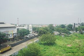 Cozy Room 2BR at 19 Avenue Apartment