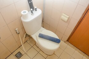 Comfort with City View Studio Tifolia Apartment