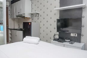 Comfort with City View Studio Tifolia Apartment