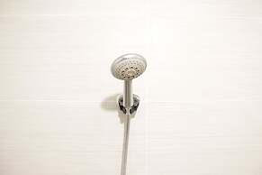 Cozy and Modern 1BR Apartment at Gateway Pasteur