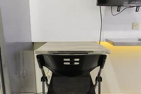 Nice and Cozy Studio City Park Apartment