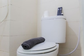 Nice and Cozy Studio City Park Apartment