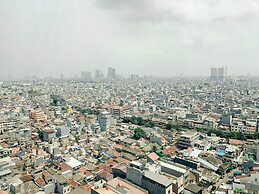 Spacious and Homey 2BR Green Central City Apartment