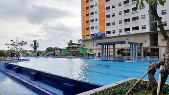 Cozy 2BR Apartment at Green Pramuka City near Mall